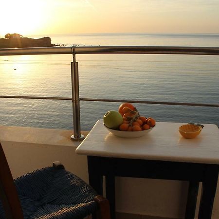 Experience The Pure Sense Of The Aegean Sea Villa Liota Esterno foto